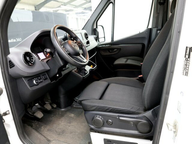 MERCEDES-BENZ Sprinter 314 CDI DOKA,Allrad,Standheizung - Utilitaire plateau, Utilitaire double cabine: photos 2 MERCEDES-BENZ Sprinter 314 CDI DOKA,Allrad,Standheizung - Utilitaire plateau, Utilitaire double cabine: photos 2