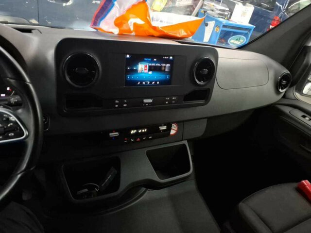 MERCEDES-BENZ Sprinter 315 CDI Kasten,3924mm,Automatik,LED... - Fourgon utilitaire: photos 4 MERCEDES-BENZ Sprinter 315 CDI Kasten,3924mm,Automatik,LED... - Fourgon utilitaire: photos 4