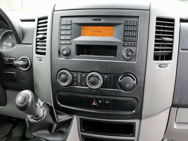 MERCEDES-BENZ Sprinter 316CDI DOKA,Allrad,Klima - Utilitaire rideaux coulissants (PLSC), Utilitaire double cabine: photos 5 MERCEDES-BENZ Sprinter 316CDI DOKA,Allrad,Klima - Utilitaire rideaux coulissants (PLSC), Utilitaire double cabine: photos 5