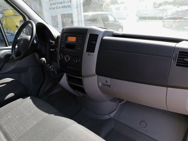 MERCEDES-BENZ Sprinter 316CDI Pritsche,Allrad,Klima... - Utilitaire rideaux coulissants (PLSC): photos 2 MERCEDES-BENZ Sprinter 316CDI Pritsche,Allrad,Klima... - Utilitaire rideaux coulissants (PLSC): photos 2