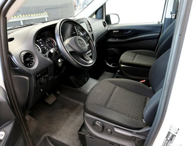 MERCEDES-BENZ Vito 114 TourerPro,Extralang,8Sitzer,Automatik... - Transport de personnes: photos 2 MERCEDES-BENZ Vito 114 TourerPro,Extralang,8Sitzer,Automatik... - Transport de personnes: photos 2