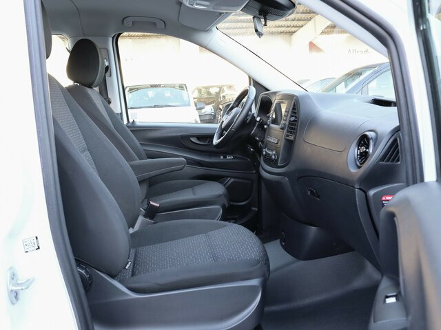 MERCEDES-BENZ Vito 114 TourerPro,Extralang,8Sitzer,Automatik... - Transport de personnes: photos 3 MERCEDES-BENZ Vito 114 TourerPro,Extralang,8Sitzer,Automatik... - Transport de personnes: photos 3