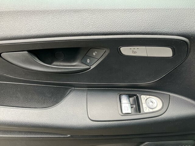 MERCEDES-BENZ Vito114 Mixto Extralang,Klima,Tempomat,Standhzg - Fourgonnette: photos 5 MERCEDES-BENZ Vito114 Mixto Extralang,Klima,Tempomat,Standhzg - Fourgonnette: photos 5