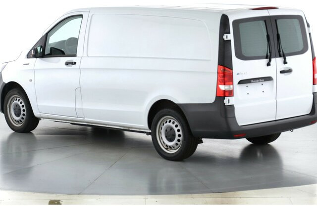 Fourgonnette, Utilitaire électrique MERCEDES-BENZ eVito 111 KA,lang,3 Sitzer,Heckflügeltüren...: photos 11