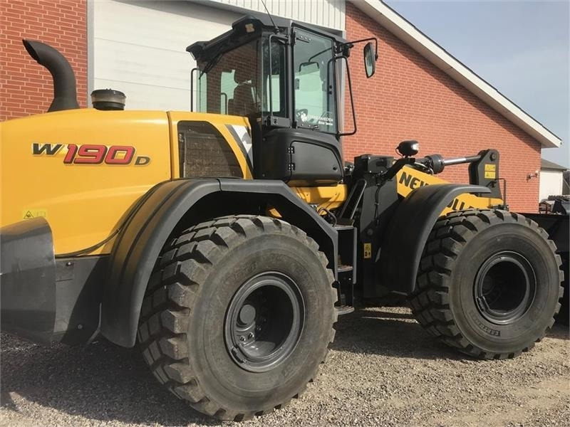 New Holland W190D - Chargeuse sur pneus: photos 3 New Holland W190D - Chargeuse sur pneus: photos 3