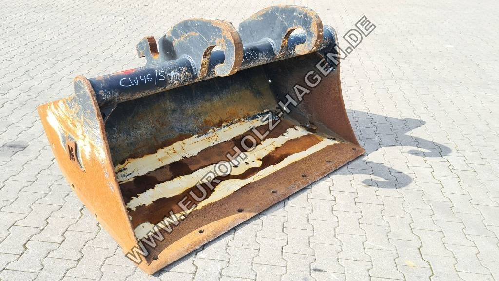 Grabenräumschaufel starr passnd CW45 S 1800 mm 1,0  - Godet pour pelle pour Engins de chantier: photos 2 Grabenräumschaufel starr passnd CW45 S 1800 mm 1,0  - Godet pour pelle pour Engins de chantier: photos 2