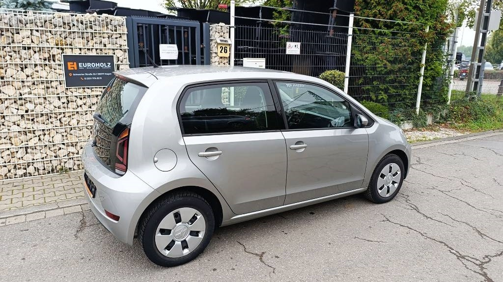 Volkswagen Up 1.0, nur 62tkm, 1. Hand, scheckheftgepflegt  - Voiture: photos 5 Volkswagen Up 1.0, nur 62tkm, 1. Hand, scheckheftgepflegt  - Voiture: photos 5