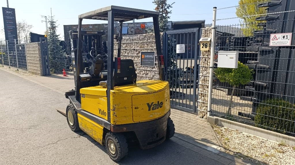 Yale ERP 25 Triplex 4,3 m, Zusatzhydr., Hubkraft 2,5 t - Chariot élévateur électrique: photos 5 Yale ERP 25 Triplex 4,3 m, Zusatzhydr., Hubkraft 2,5 t - Chariot élévateur électrique: photos 5