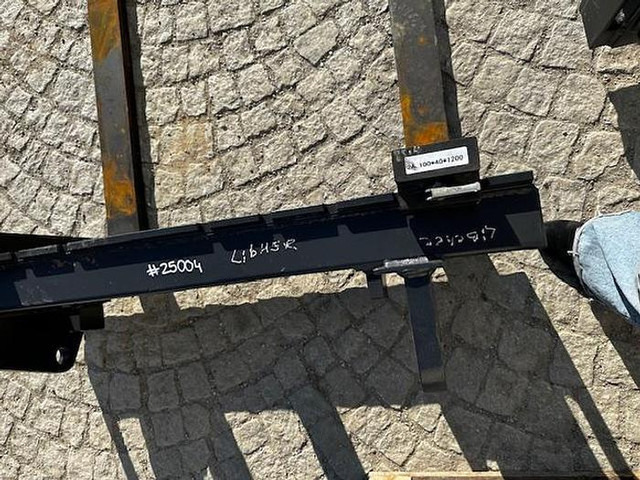 Big Palettengabel 120cm mit Liebherr 506 Aufnahme - Fourches pour Matériel de manutention: photos 3 Big Palettengabel 120cm mit Liebherr 506 Aufnahme - Fourches pour Matériel de manutention: photos 3