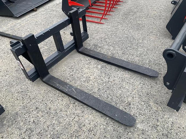 Big Palettengabel 3,5 t mit Kramer groß Aufnahme - Fourches pour Matériel de manutention: photos 1 Big Palettengabel 3,5 t mit Kramer groß Aufnahme - Fourches pour Matériel de manutention: photos 1