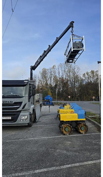 Iveco Stralis 6x2 Baustoffpritsche mit Hiab 228-E5 Kran - Camion grue: photos 3 Iveco Stralis 6x2 Baustoffpritsche mit Hiab 228-E5 Kran - Camion grue: photos 3