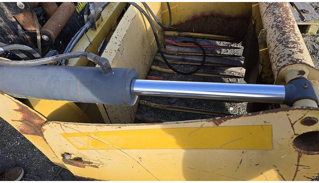 Pièces de rechange MAMMUT 145 cm Siloblockzanke mit Euro Aufnahme: photos 8 Pièces de rechange MAMMUT 145 cm Siloblockzanke mit Euro Aufnahme: photos 8