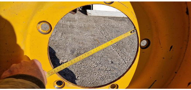 Crédit-bail de Pirelli 480/70R24 Reifen Pirelli 480/70R24 Reifen: photos 8