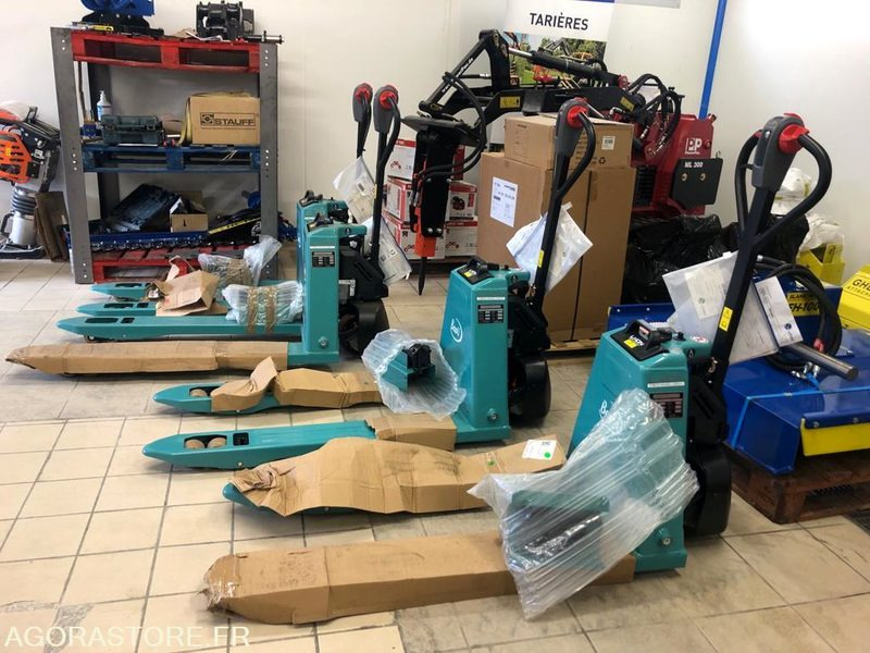 1 Transpalette Electrique 1500 Kg BAOLI - NEUF - Matériel de chantier: photos 2 1 Transpalette Electrique 1500 Kg BAOLI - NEUF - Matériel de chantier: photos 2