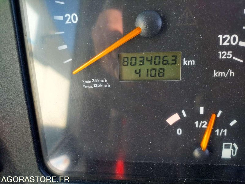 AUTOCAR SETRA 415 GT HD / 49 PLACES+WC / BVM / 1ERE MAIN / 807345 KM ORGINE - Autocar: photos 5 AUTOCAR SETRA 415 GT HD / 49 PLACES+WC / BVM / 1ERE MAIN / 807345 KM ORGINE - Autocar: photos 5
