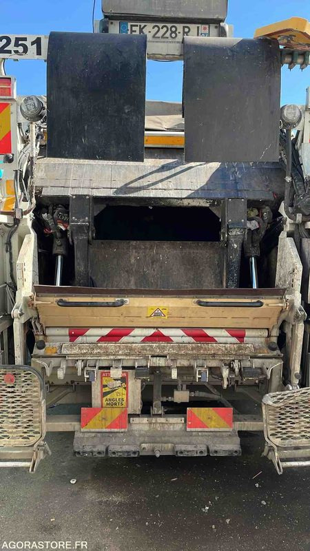 BOM - IVECO 120-210L - 2019 - Benne à ordures ménagères: photos 4 BOM - IVECO 120-210L - 2019 - Benne à ordures ménagères: photos 4