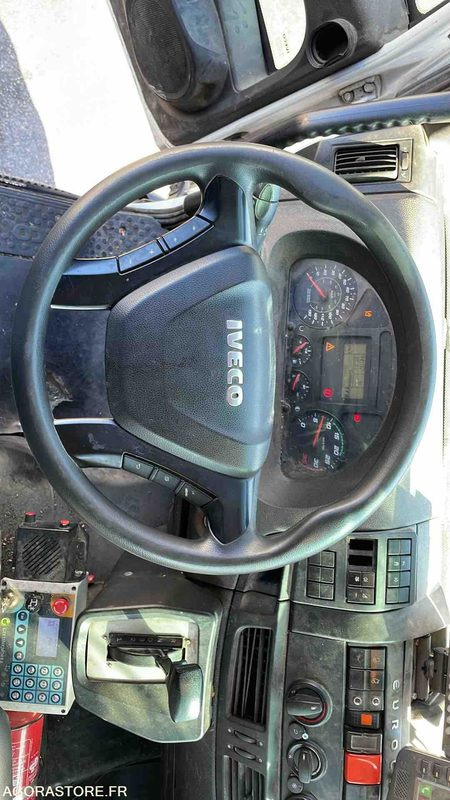 BOM - IVECO 120-210L - 2019 - Benne à ordures ménagères: photos 3 BOM - IVECO 120-210L - 2019 - Benne à ordures ménagères: photos 3
