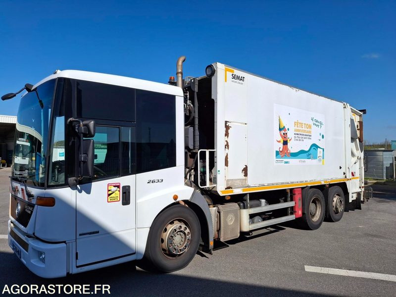 BOM Mercedes Econic 243135 kms 2013 - Benne à ordures ménagères: photos 2 BOM Mercedes Econic 243135 kms 2013 - Benne à ordures ménagères: photos 2