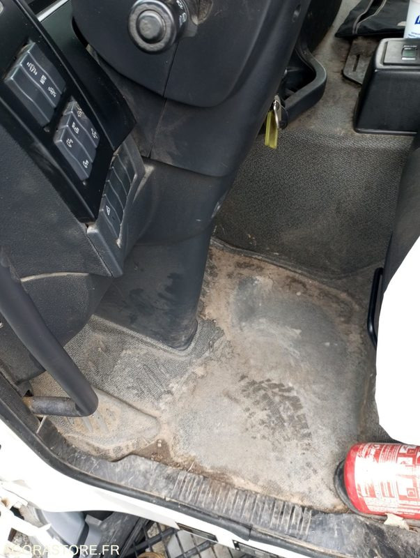 Benne à ordures ménagères BOM RENAULT D - 2021 - 157703km - FZ331QB: photos 19 Benne à ordures ménagères BOM RENAULT D - 2021 - 157703km - FZ331QB: photos 19