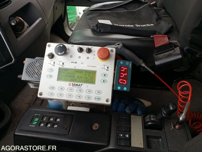 Benne à ordures ménagères BOM RENAULT D - 2021 - 157703km - FZ331QB: photos 17 Benne à ordures ménagères BOM RENAULT D - 2021 - 157703km - FZ331QB: photos 17