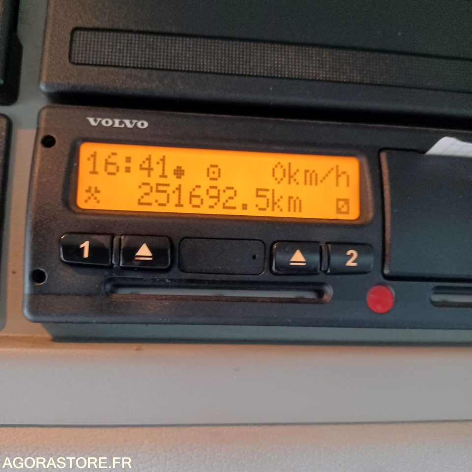 CAMION - BOM - VOLVO - FE - 340 - 251 692KM - Benne à ordures ménagères: photos 4 CAMION - BOM - VOLVO - FE - 340 - 251 692KM - Benne à ordures ménagères: photos 4