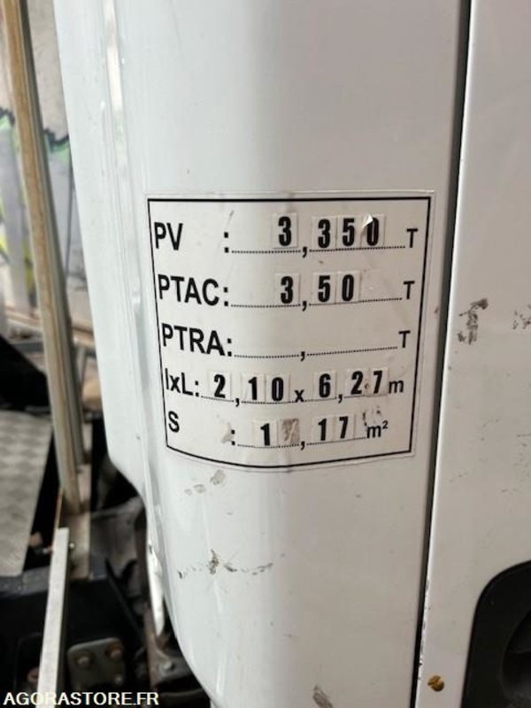 CAMION NACELLE NISSAN IMER P 23 AS 11 2013 20 000 KM - Camion avec nacelle: photos 4 CAMION NACELLE NISSAN IMER P 23 AS 11 2013 20 000 KM - Camion avec nacelle: photos 4