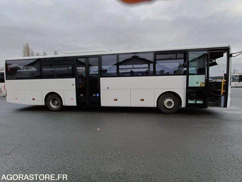CAR MERCEDES INTOURO 1005 MEC2010 / 523 287KM AT-512-GK - Bus scolaire: photos 2 CAR MERCEDES INTOURO 1005 MEC2010 / 523 287KM AT-512-GK - Bus scolaire: photos 2
