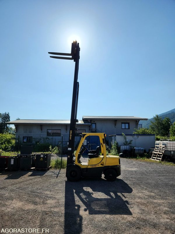 CHARIOT ELEVATEUR DIESEL 3T5 HYSTER H3.5FT - 2007 - 1033 heures - Chariot élévateur diesel: photos 1 CHARIOT ELEVATEUR DIESEL 3T5 HYSTER H3.5FT - 2007 - 1033 heures - Chariot élévateur diesel: photos 1