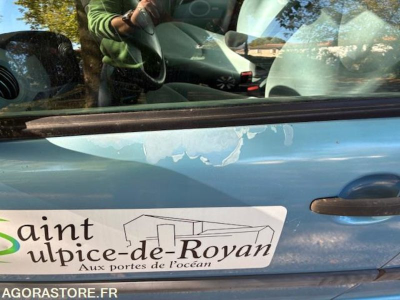 CITROEN C3 166000 kms 2004 - Voiture: photos 5 CITROEN C3 166000 kms 2004 - Voiture: photos 5