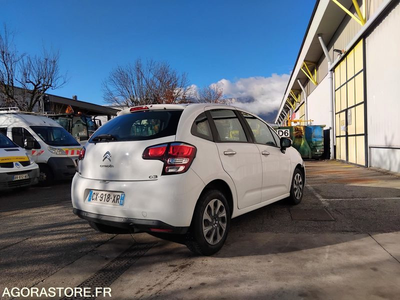 CITROEN C3 II 1.6 HDi 92 cv _ CX-918-XR - Voiture: photos 3 CITROEN C3 II 1.6 HDi 92 cv _ CX-918-XR - Voiture: photos 3
