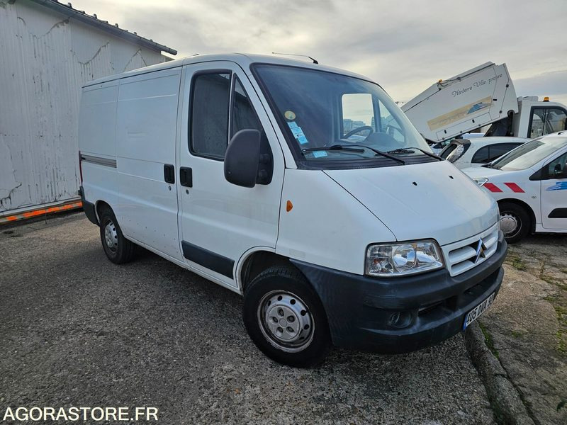 CITROEN JUMPER - 2003 - 34970KM - 405DVA92 - Fourgon utilitaire: photos 2 CITROEN JUMPER - 2003 - 34970KM - 405DVA92 - Fourgon utilitaire: photos 2