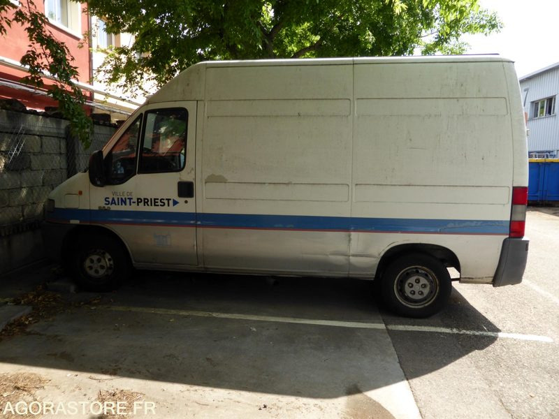 CITROEN JUMPER 55000 kms 2001 - Fourgon utilitaire: photos 1 CITROEN JUMPER 55000 kms 2001 - Fourgon utilitaire: photos 1