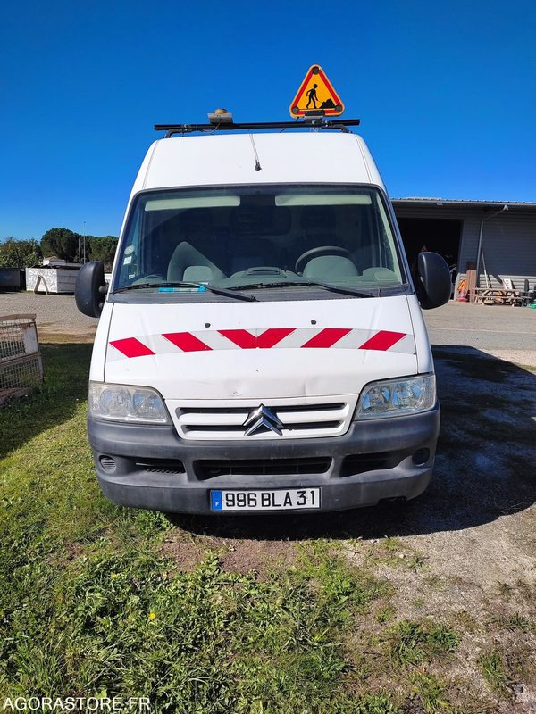 CITROEN JUMPER L2H2 ANNEE 2005 154881 kms - Fourgon utilitaire: photos 1 CITROEN JUMPER L2H2 ANNEE 2005 154881 kms - Fourgon utilitaire: photos 1