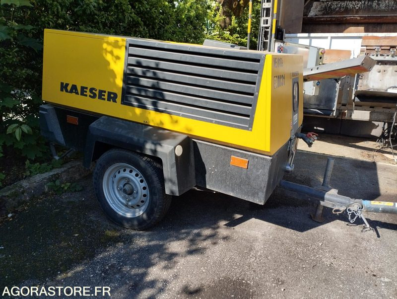 COMPRESSEUR DE CHANTIER KAESER M31 de 2002 8109VE99 - Compresseur d'air: photos 2 COMPRESSEUR DE CHANTIER KAESER M31 de 2002 8109VE99 - Compresseur d'air: photos 2