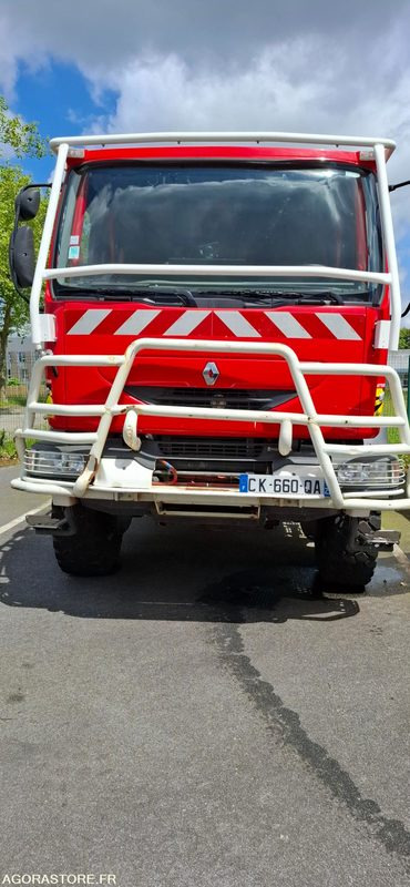 CAMION CITERNE FEUX FORET - RENAULT MIDLUM 220/12 - CK 660 QA - Camion: photos 2 CAMION CITERNE FEUX FORET - RENAULT MIDLUM 220/12 - CK 660 QA - Camion: photos 2
