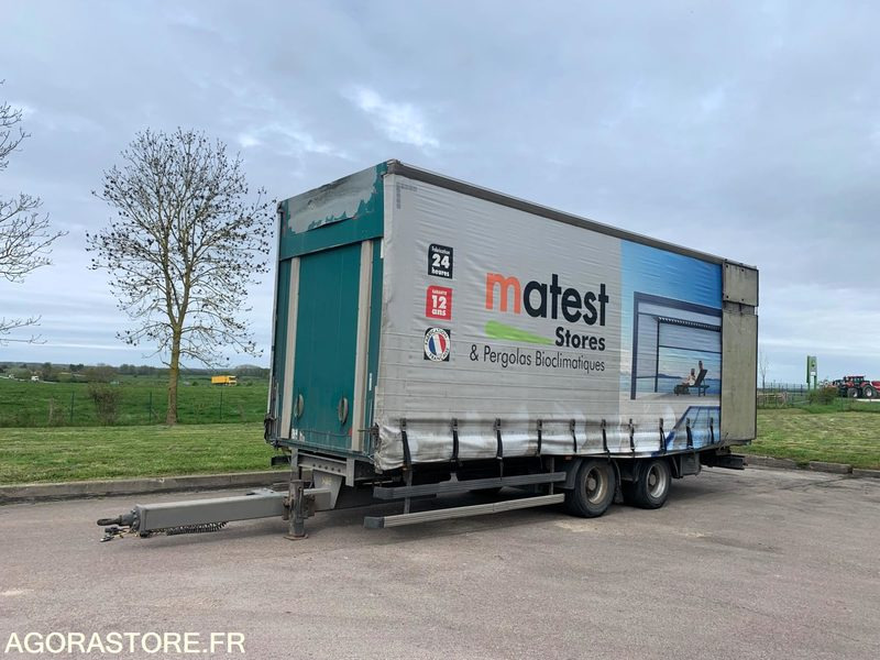 Camion remorque Renault premium - 2010 - Camion: photos 3 Camion remorque Renault premium - 2010 - Camion: photos 3