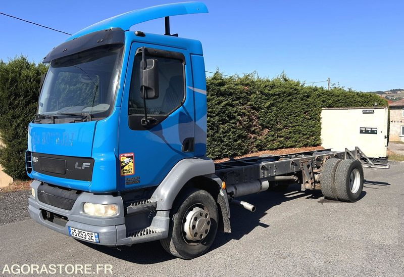 DAF LF 55.220 (6 CYLINDRES CUMMINS) - Camion: photos 2 DAF LF 55.220 (6 CYLINDRES CUMMINS) - Camion: photos 2