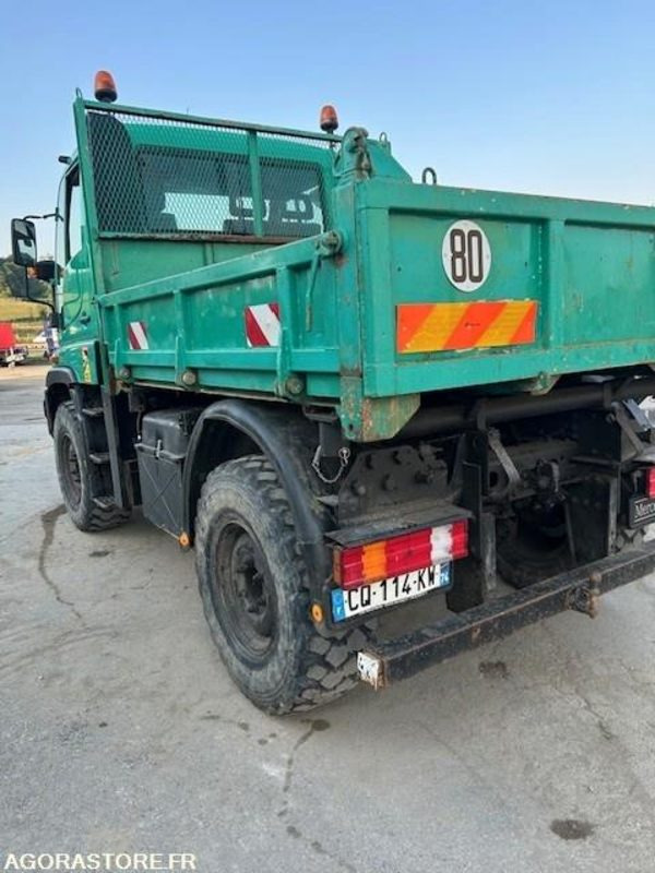 MERCEDES UNIMOG U300C VERSION COMMUNALE 2003 38210 KM - Camion: photos 4 MERCEDES UNIMOG U300C VERSION COMMUNALE 2003 38210 KM - Camion: photos 4