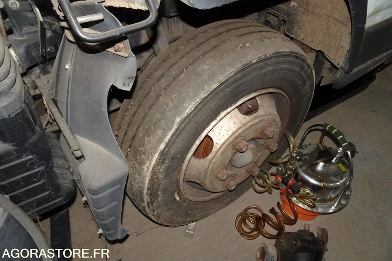 Camion Mitsubishi Fuso Bluetec 5: photos 31