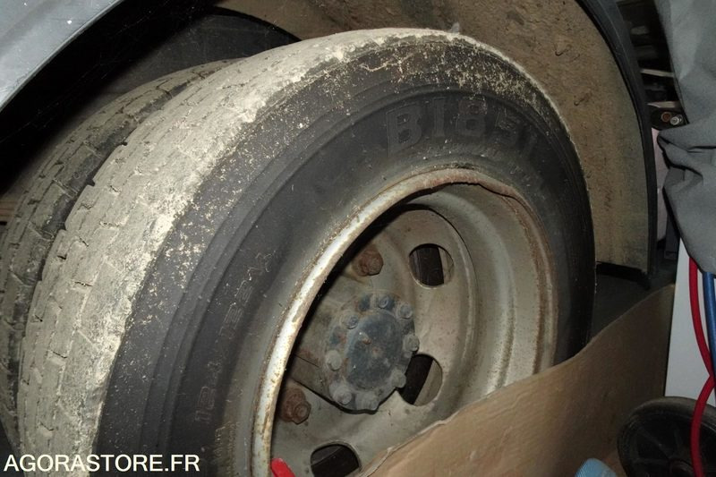 Camion Mitsubishi Fuso Bluetec 5: photos 22