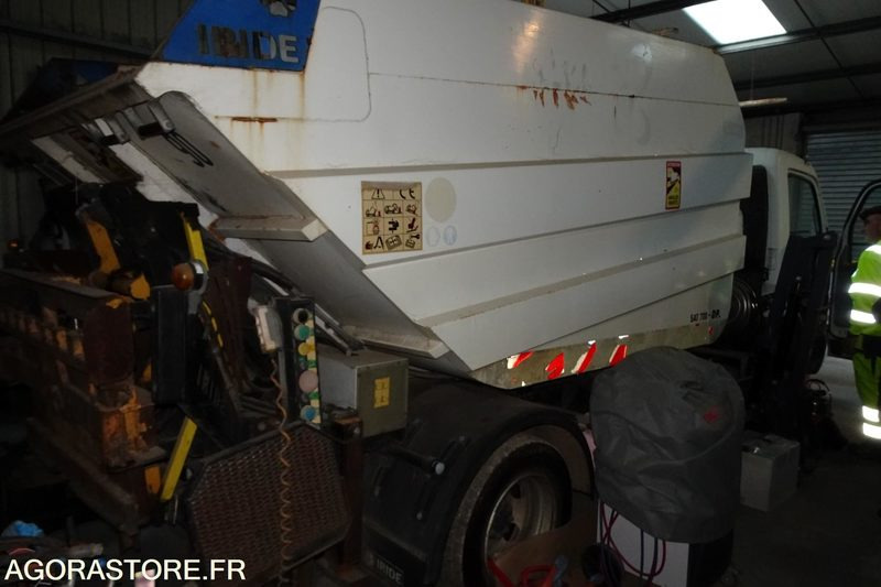 Camion Mitsubishi Fuso Bluetec 5: photos 14