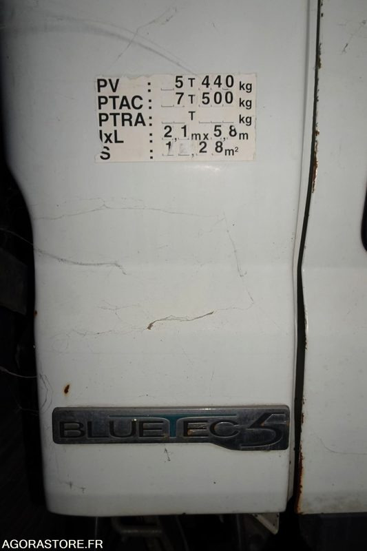 Camion Mitsubishi Fuso Bluetec 5: photos 32