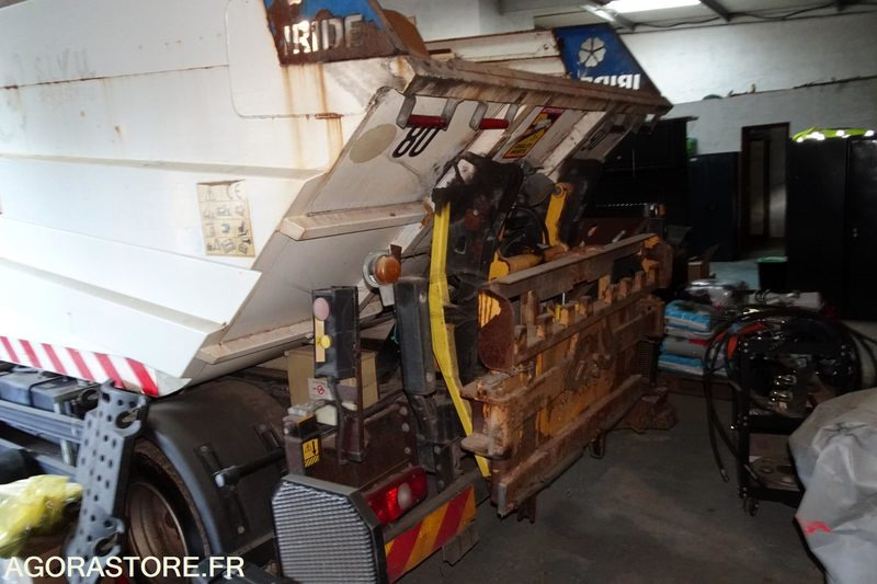 Camion Mitsubishi Fuso Bluetec 5: photos 11