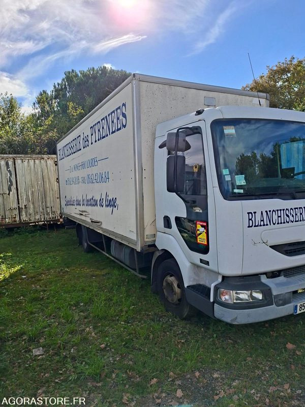 PL-RENAULT MIDLUM- 407653Km-2005 - Camion: photos 1 PL-RENAULT MIDLUM- 407653Km-2005 - Camion: photos 1