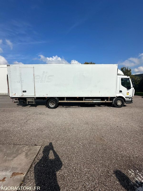 PORTEUR ROUTIER - RENAULT - MIDLUM - 2008 / 862 960 KM - 679AKV54 - Camion: photos 4 PORTEUR ROUTIER - RENAULT - MIDLUM - 2008 / 862 960 KM - 679AKV54 - Camion: photos 4
