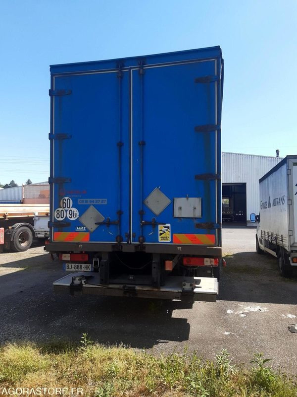 PORTEUR SAVOYARDE HAYON DHOLLANDIA (R51572) - RENAULT PREMIUM - 2008 - 542870 Km - Camion: photos 4 PORTEUR SAVOYARDE HAYON DHOLLANDIA (R51572) - RENAULT PREMIUM - 2008 - 542870 Km - Camion: photos 4