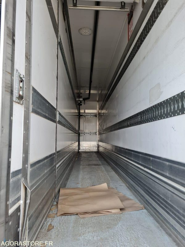 Camion Porteur Volvo frigo: photos 20