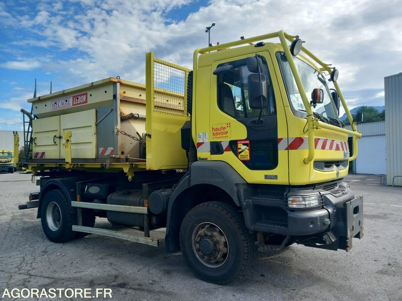 RENAULT KERAX 4X4 DXI 370 BENNE + Saleuse MECAGIL LEBON (KR0406 + SL0203) - Camion: photos 1 RENAULT KERAX 4X4 DXI 370 BENNE + Saleuse MECAGIL LEBON (KR0406 + SL0203) - Camion: photos 1