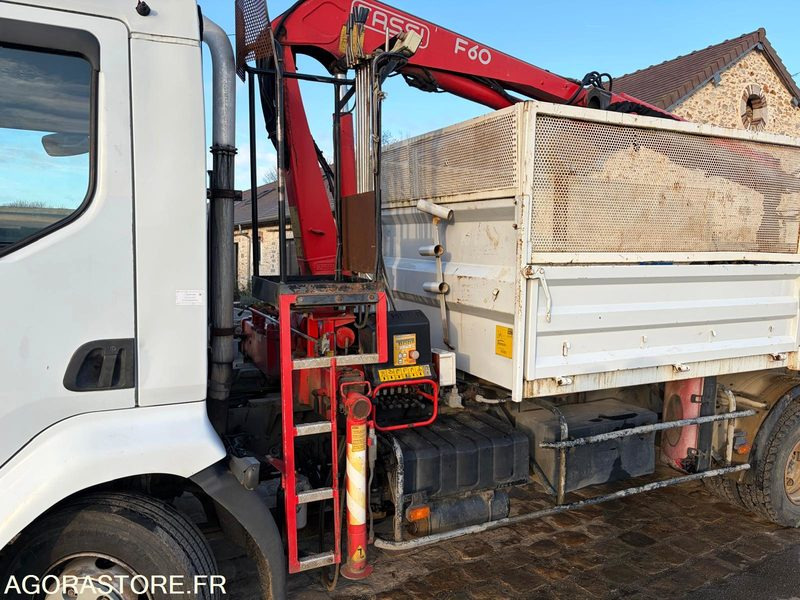 RENAULT MIDLUM GRUE - 2003 -143000km - Camion: photos 5 RENAULT MIDLUM GRUE - 2003 -143000km - Camion: photos 5