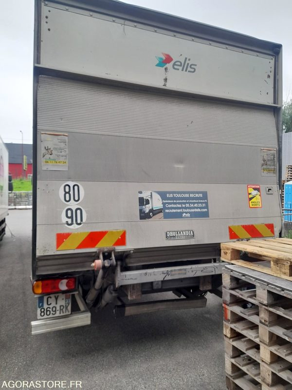 Renault Midlum - 2005 - 685870 Kms - Camion: photos 4 Renault Midlum - 2005 - 685870 Kms - Camion: photos 4